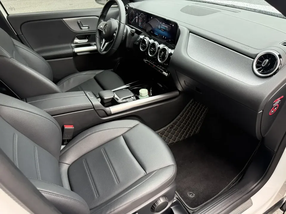 Mercedes-Benz GLA facelift GLA 200 2024 — миниатюра 3