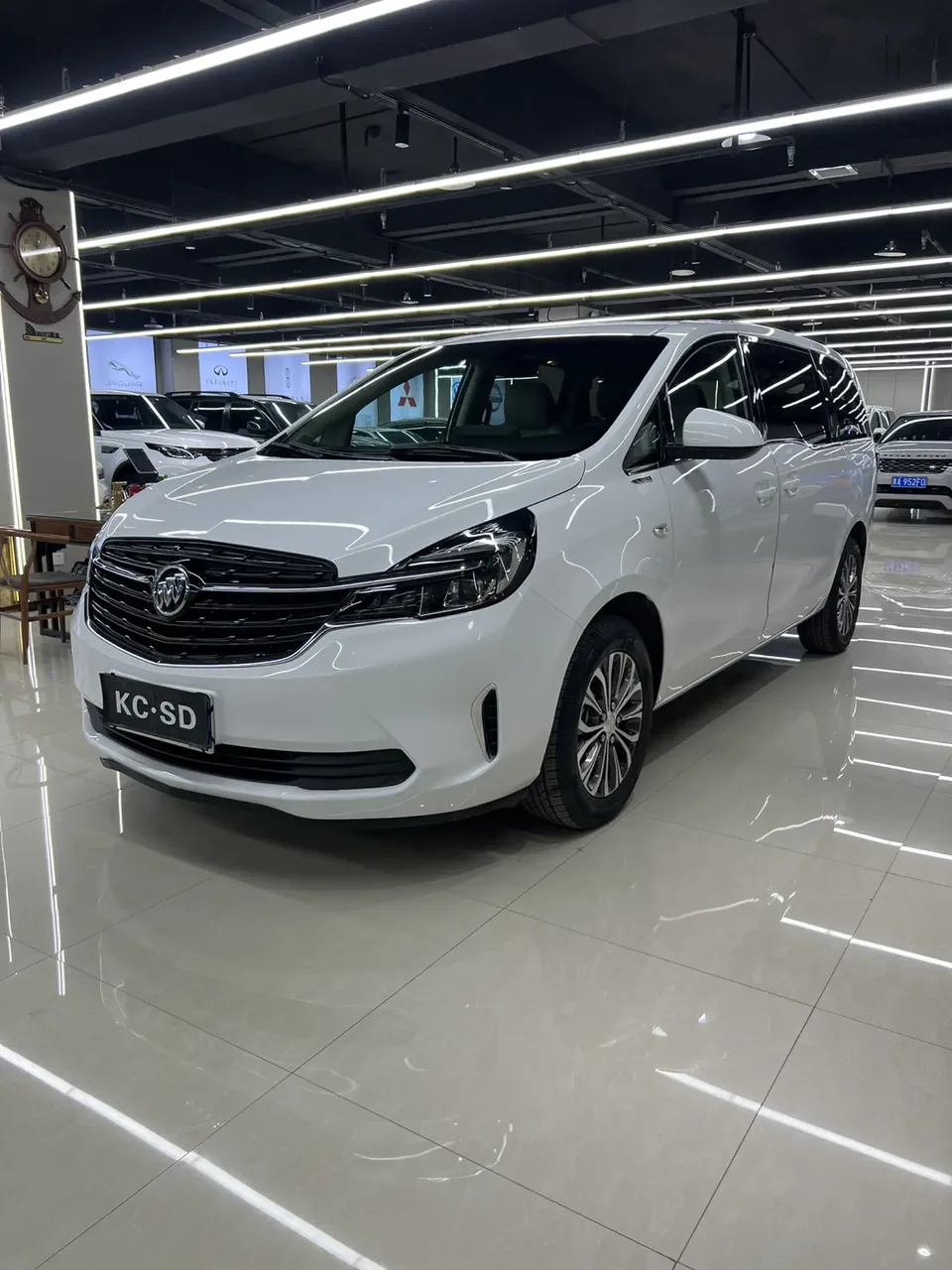 Buick GL8 2022