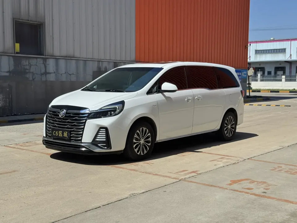 Buick GL8 2023
