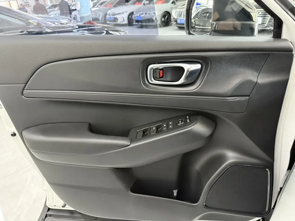 Honda VEZEL Binzhi 2023 1.5L CVT Elite Edition 2023 — миниатюра 5