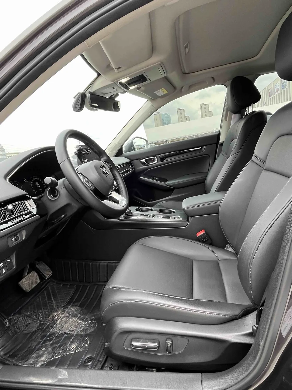 Honda Integra 240TURBO CVT Deluxe Edition 2023 — миниатюра 3