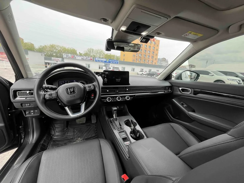 Honda Integra 240TURBO CVT Deluxe Edition 2023 — миниатюра 5
