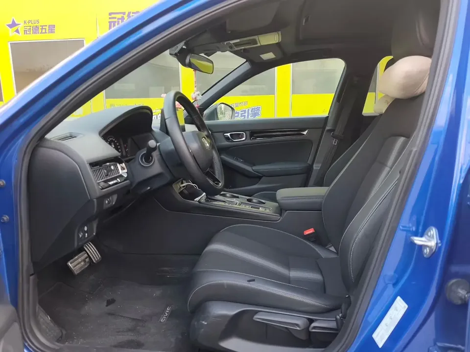 Honda CIVIC 2022 Civic 240TURBO CVT Ignition Edition 2023 — миниатюра 5