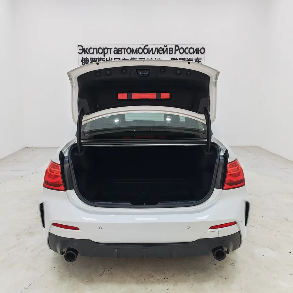 BMW 1 Series BMW 1 Series 2021 120i M Sport Night Edition 2022 — миниатюра 3