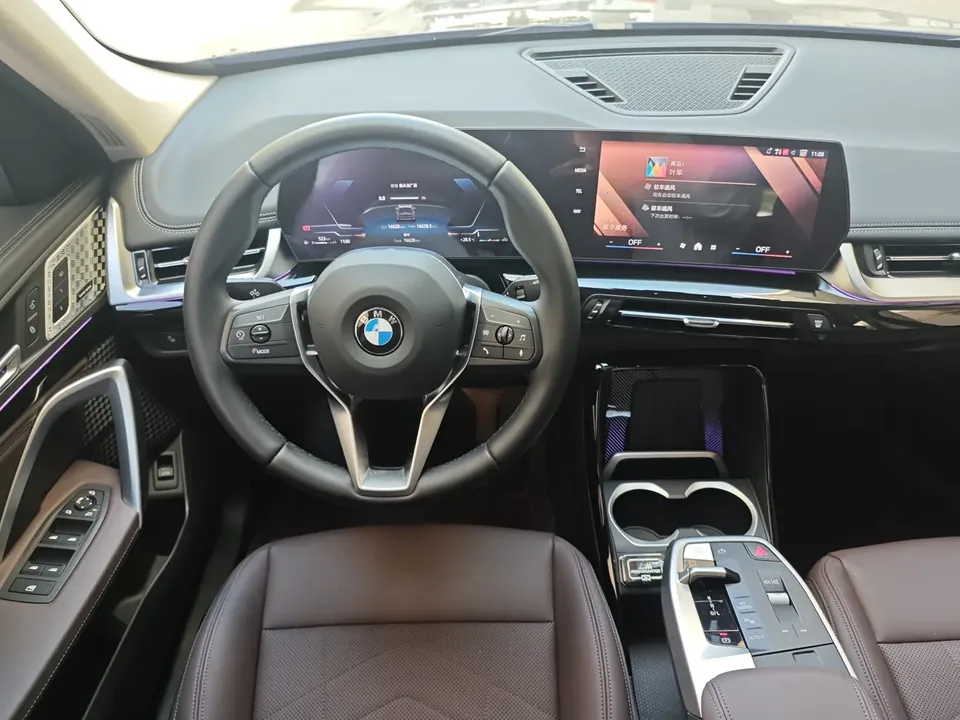 BMW X1 BMW X1 2023 sDrive25Li X Design Package 2024 — thumbnail 3