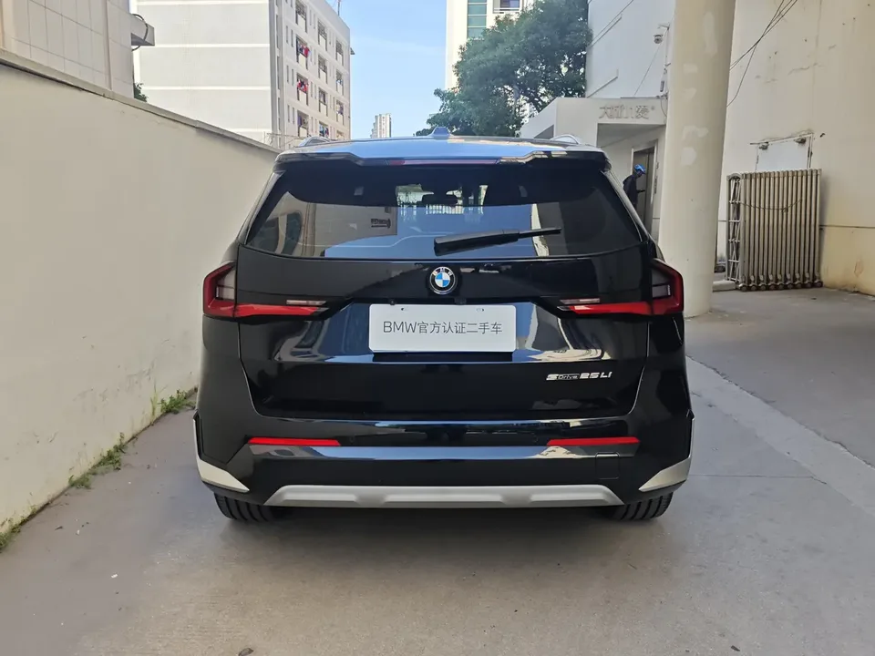 BMW X1 BMW X1 2023 sDrive25Li X Design Package 2024 — thumbnail 4
