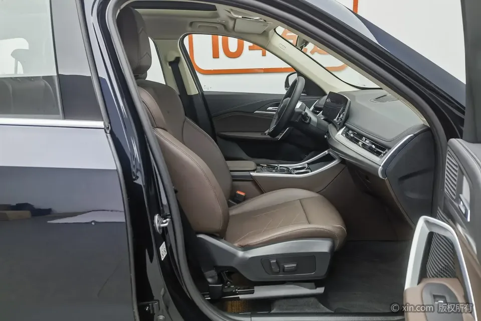 BMW X1 sDrive25Li M Sport Package 2024 — миниатюра 4