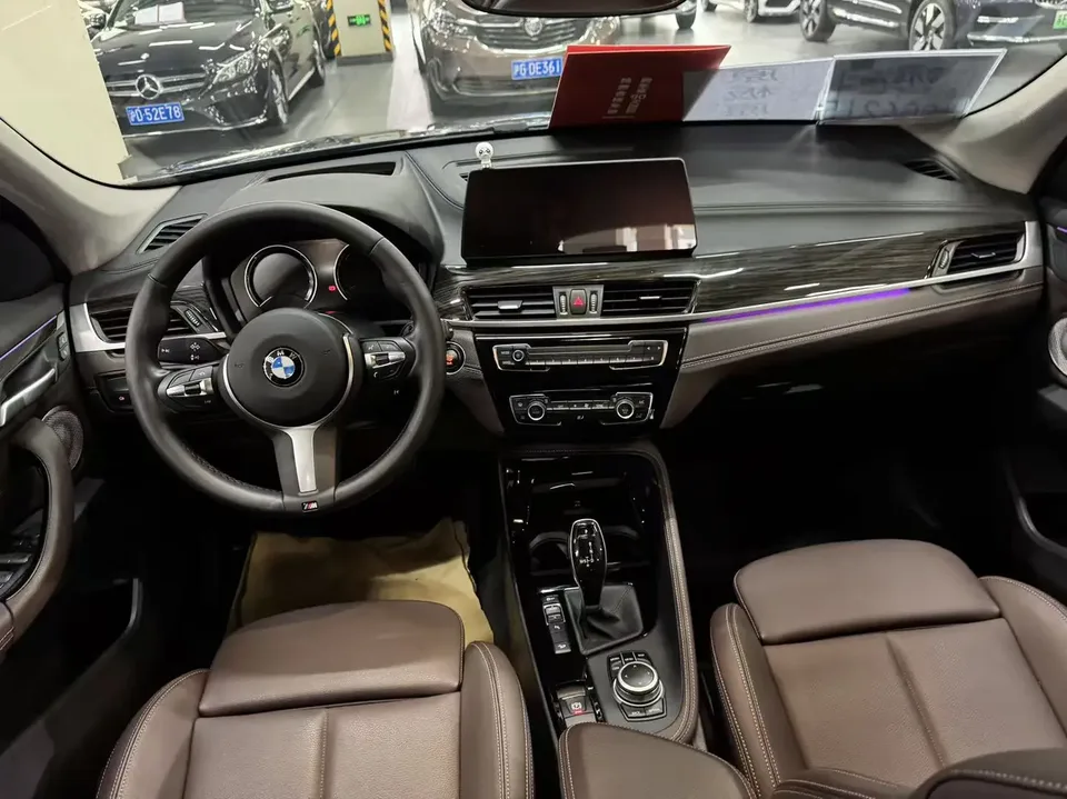 BMW X1 BMW X1 2021 xDrive25Li Exclusive Model 2022 — миниатюра 2