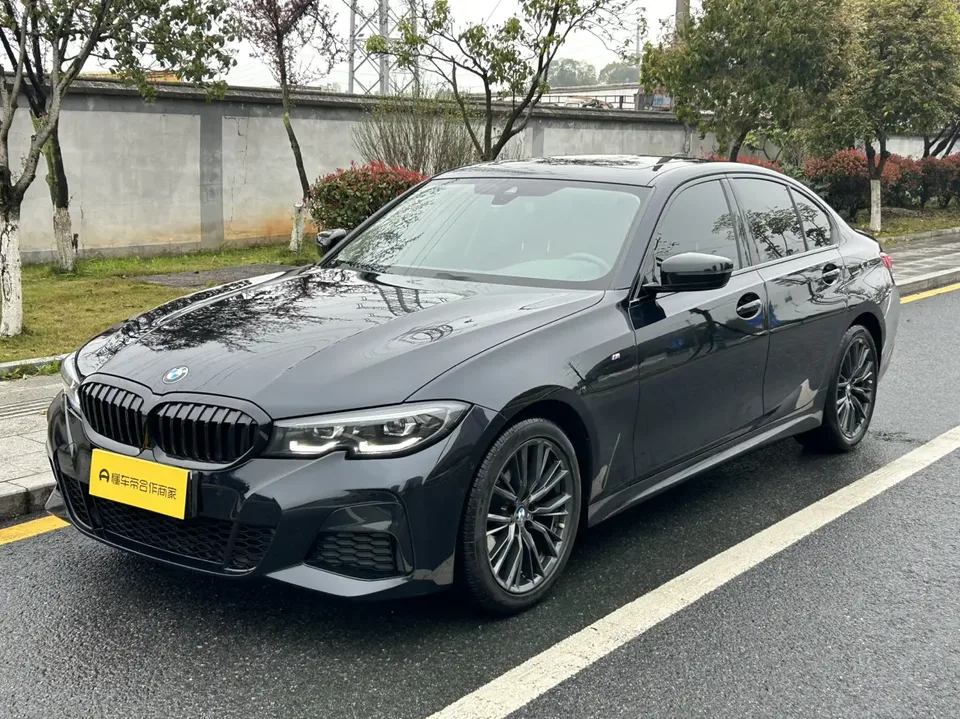 BMW 3 Series 2022