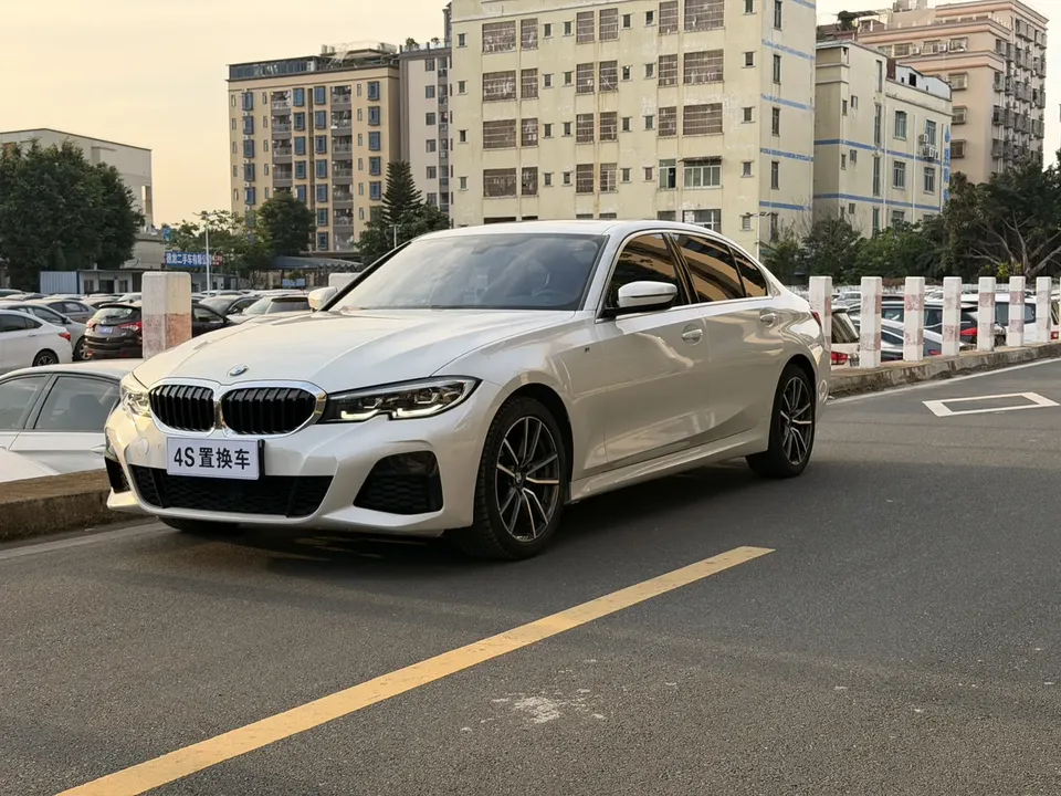 BMW 3 Series 2022
