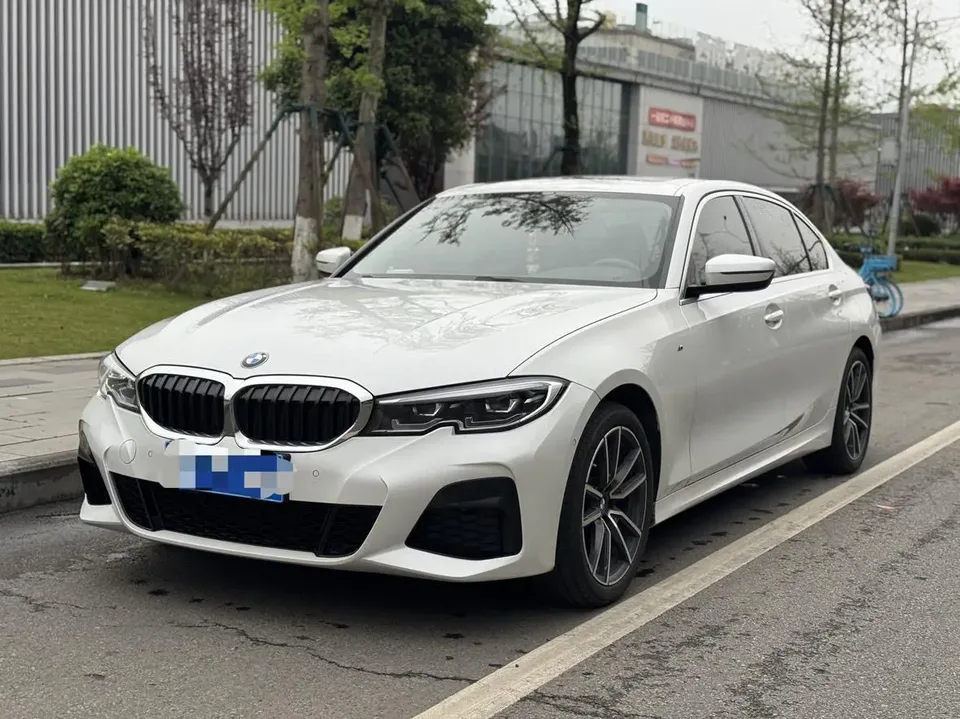 BMW 3 Series 2022