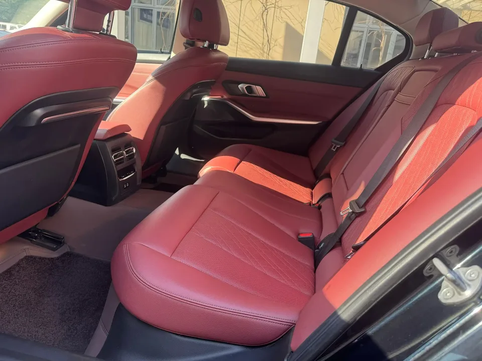 BMW 3 Series facelift 320Li M Sport package 2022 — миниатюра 3