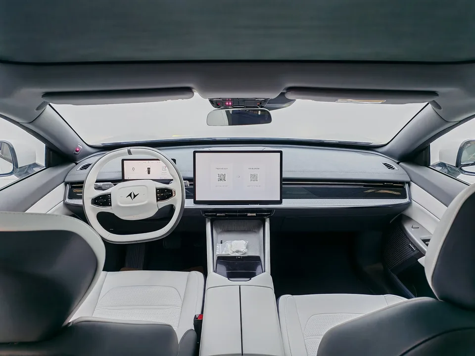 Dongfeng YiPai 007 pure electric 530Pro version 2024 — миниатюра 2