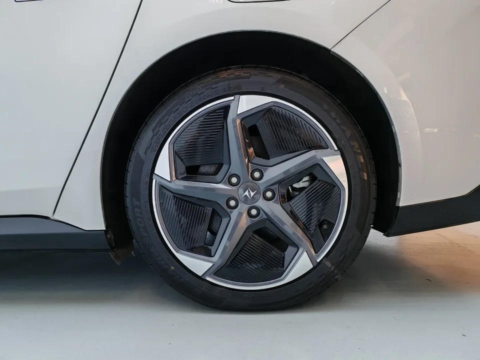 Dongfeng YiPai 007 2024