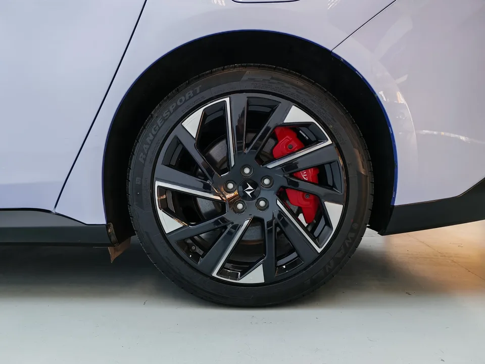 Dongfeng YiPai 007 2024