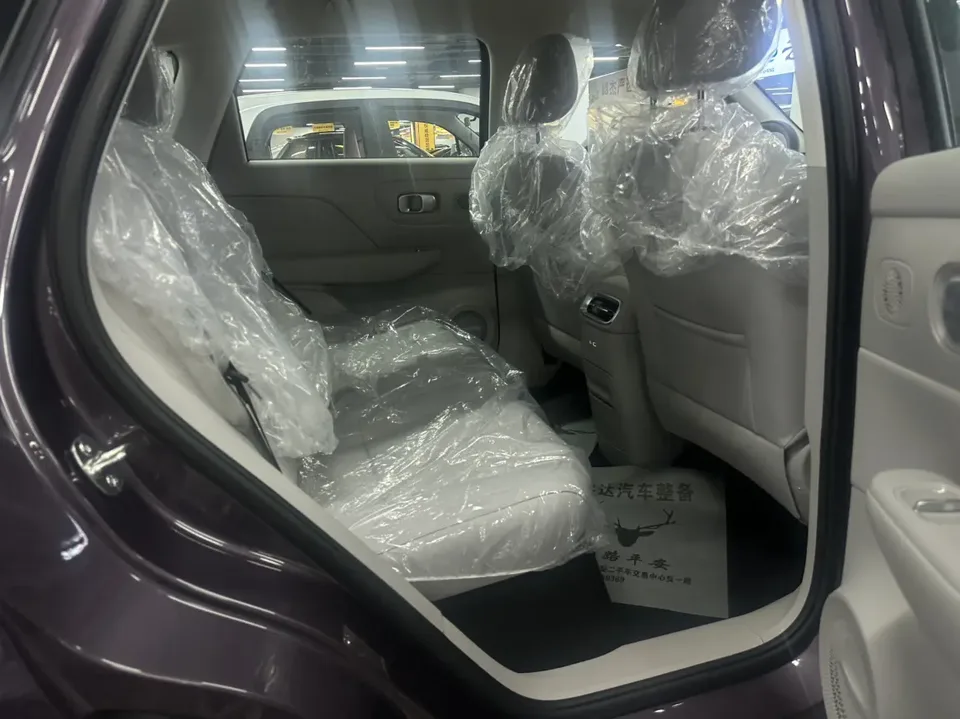 Leapmotor B10 510 Enjoy Edition 2026 — миниатюра 3