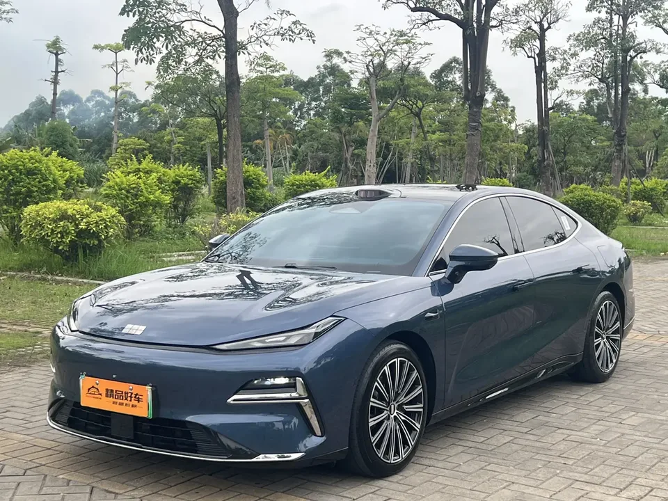 Geely Galaxy Star 8 PHEV 2025