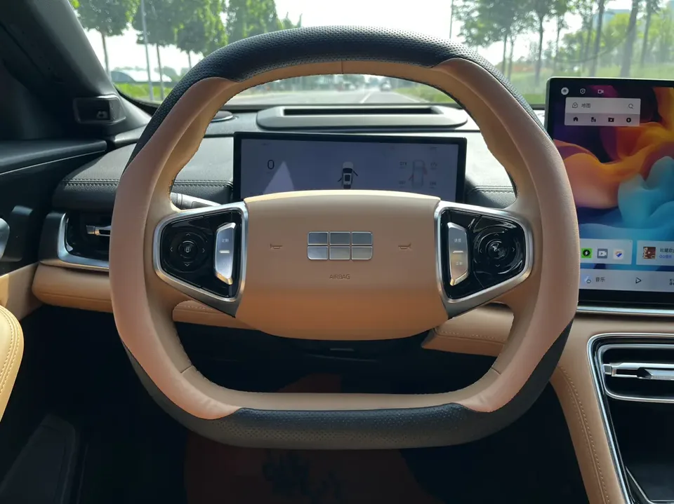 Geely Galaxy A7 EM 70km Launch Edition 2025 — миниатюра 5