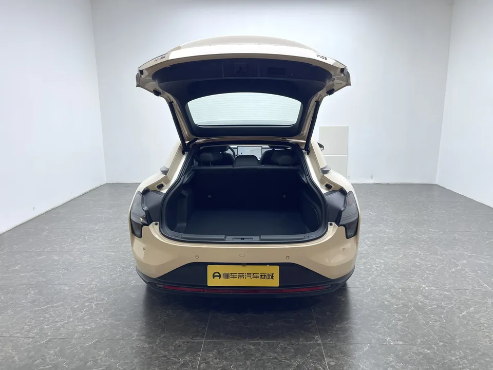 XPeng Xiaopeng MONA M03 600 Ultra-long-range Max version 2025 — миниатюра 4