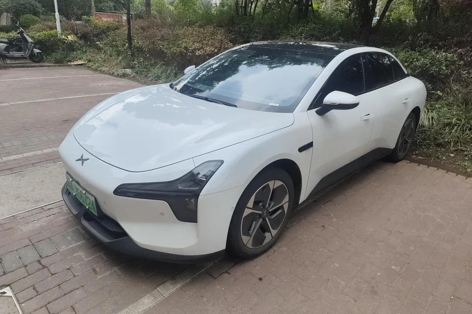 XPeng Xiaopeng MONA M03 2025