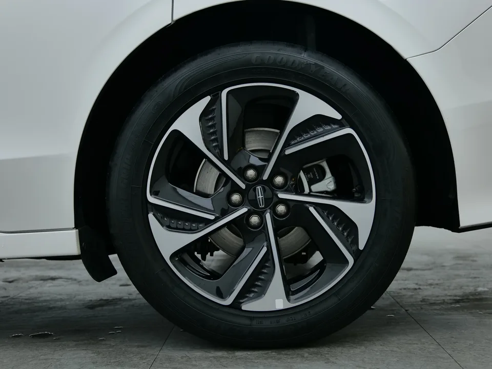 Lincoln Z i Cool Exclusive Edition 2022 — миниатюра 2
