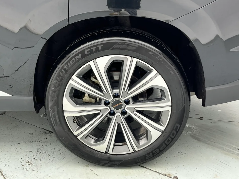 Exeed VX 2023