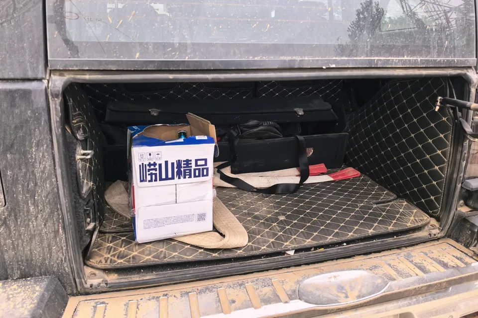 BAIC Beijing Off-road BJ40 2.0T Automatic 4WD City Hunter Edition Supreme Edition 2022 — миниатюра 5