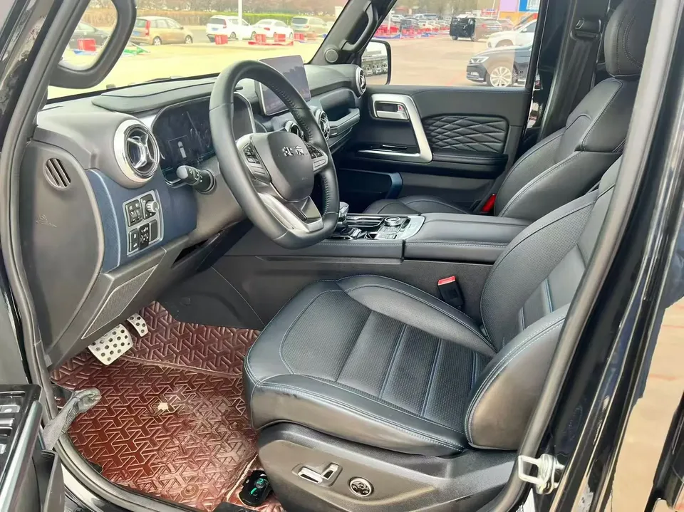 BAIC Beijing Off-road BJ40 Beijing Off-road BJ40 2023 2.0T Automatic 4WD City Hunter Edition Knight Edition 2022 — миниатюра 5