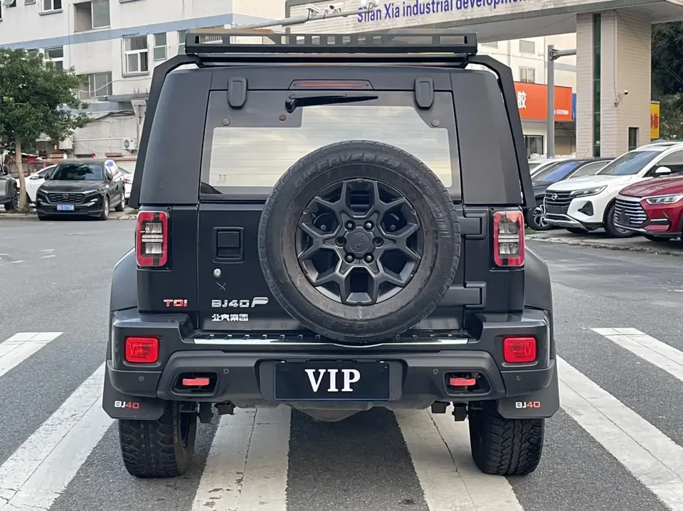 BAIC Beijing Off-road BJ40 Beijing Off-road BJ40 2023 2.0D Automatic 4WD Blade Hero Edition Pioneer Edition 2023 — миниатюра 2