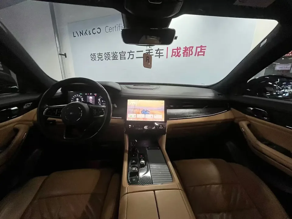 Lynk & Co 09 Lynk & Co 09 2021 2.0T Halo 6-seater 2022 — thumbnail 3