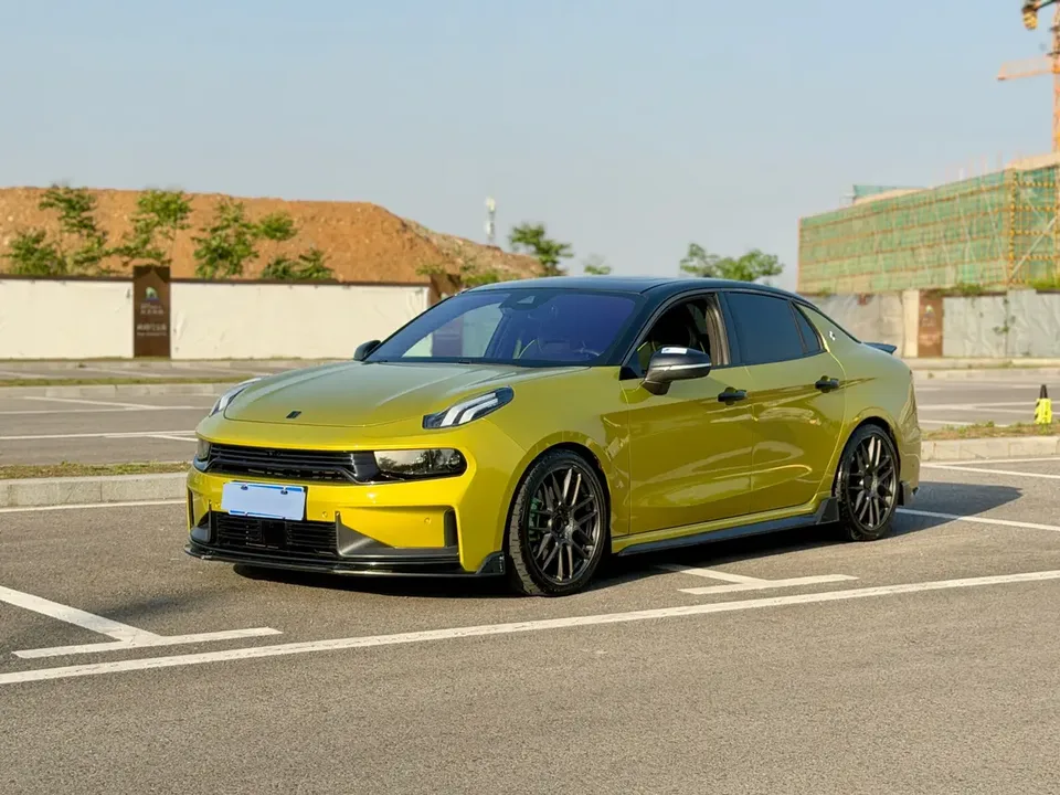 Lynk & Co 03 2022