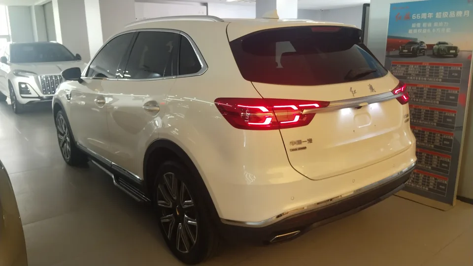 Hongqi HS5 Hongqi HS5 2022 2.0T Zhilian Qixiang 4WD Edition 2022 — миниатюра 4