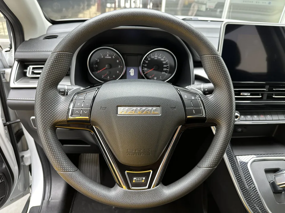 Haval M6 Haval M6 2021 PLUS 1.5T DCT Smart Edition 2022 — миниатюра 4