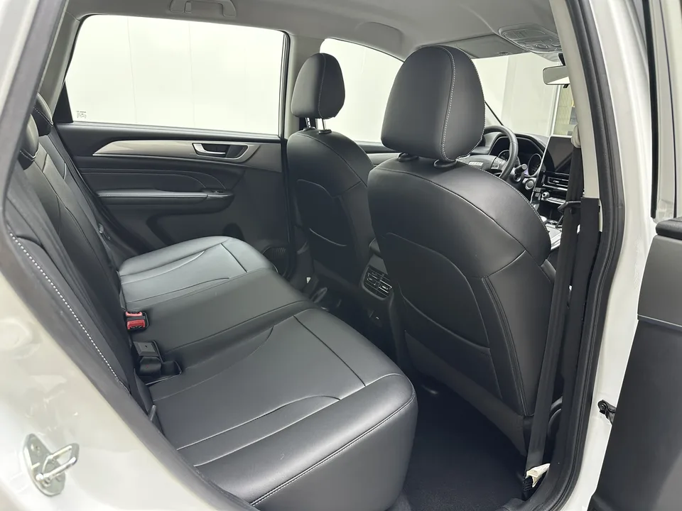 Haval M6 Haval M6 2021 PLUS 1.5T DCT Smart Edition 2022 — миниатюра 5