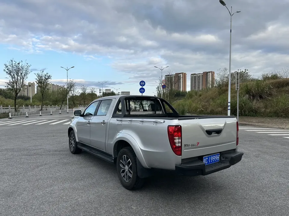 Jiangling Domain Tiger 7 2.0T manual diesel four-wheel drive exclusive long axis 2023 — миниатюра 4