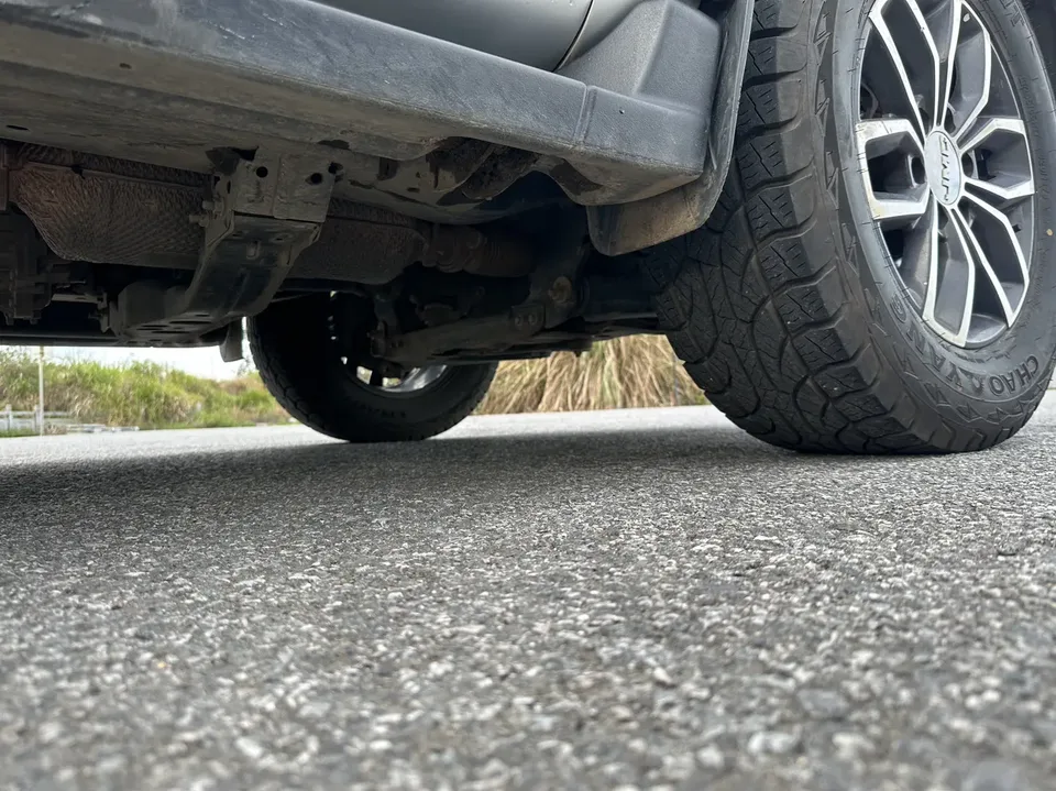 Jiangling Domain Tiger 7 2.0T manual diesel four-wheel drive exclusive long axis 2023 — миниатюра 5