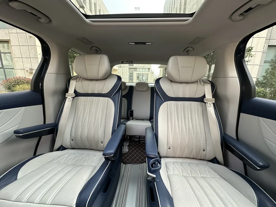 Roewe iMAX8 Roewe iMAX8 2022 400TGI Extreme Edition 2022 — миниатюра 3