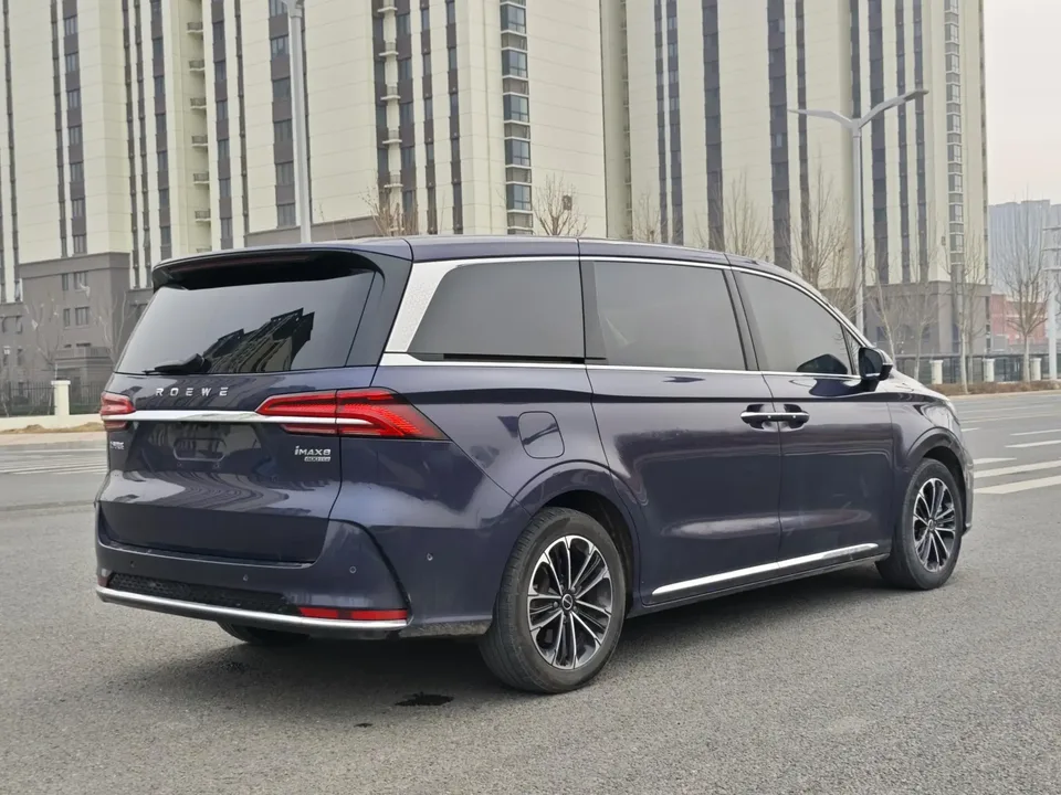 Roewe iMAX8 Roewe iMAX8 2022 400TGI Extreme Edition 2022 — миниатюра 2