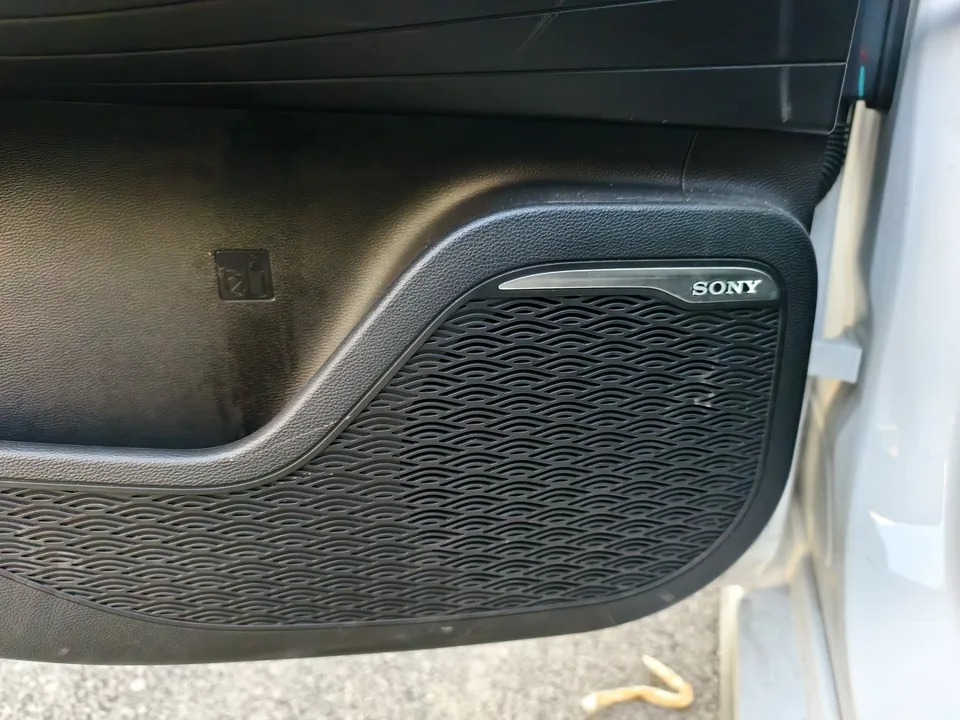 Chery Arrizo 8 1.6TGDI DCT Elegant 2024 — миниатюра 3