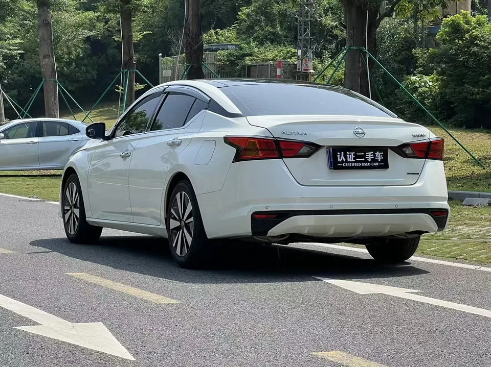 Nissan Altima Teana 2021 2.0L XL Comfort Edition 2022 — миниатюра 2