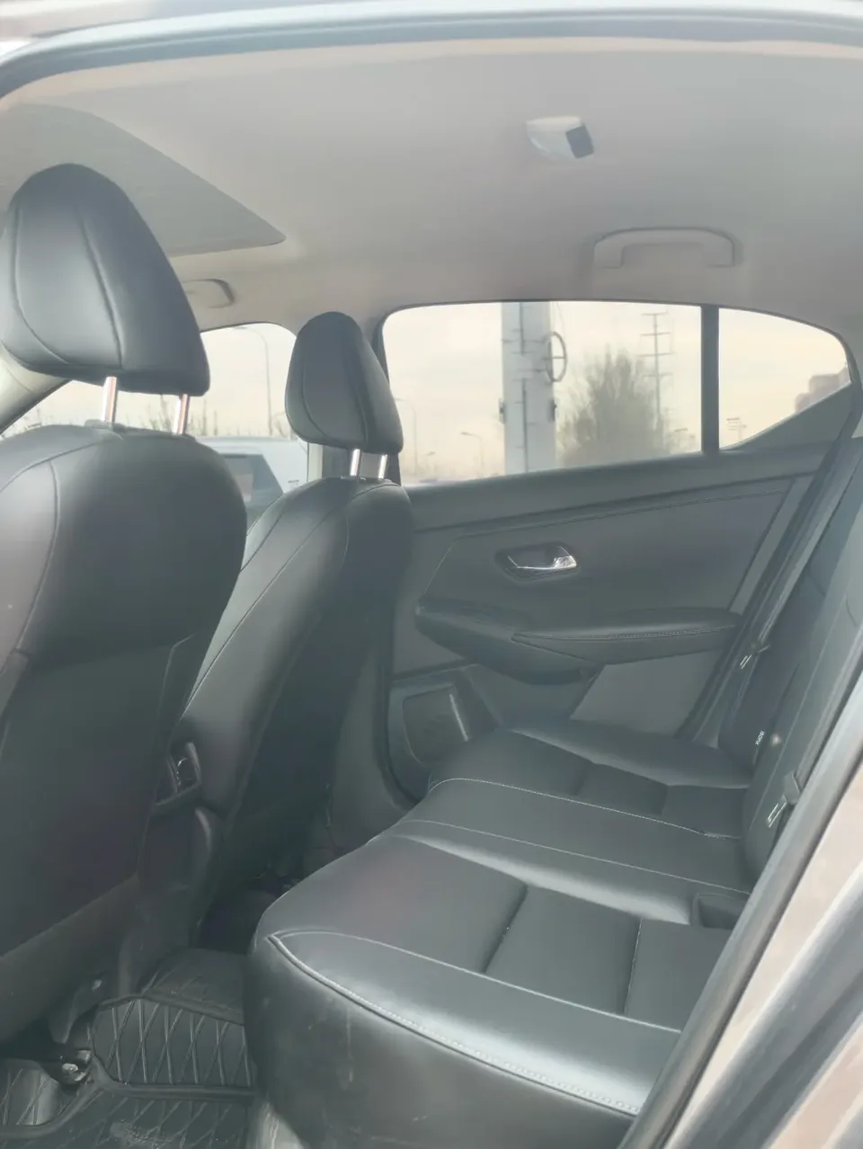 Nissan Sylphy 1.6L CVT True Edition 2025 — миниатюра 3