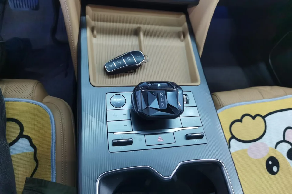 BYD Song L DM DM-i 112KM Beyond Edition 2025 — миниатюра 4