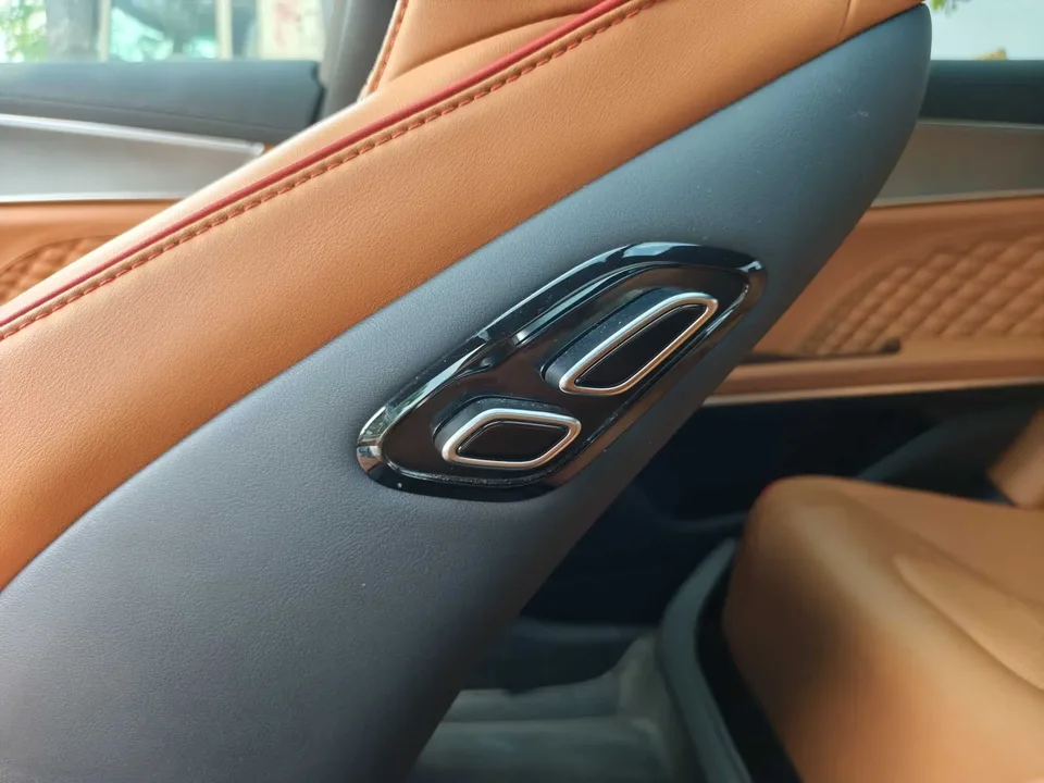 BYD Han EV Genesis Edition 715KM flagship model 2023 — миниатюра 4