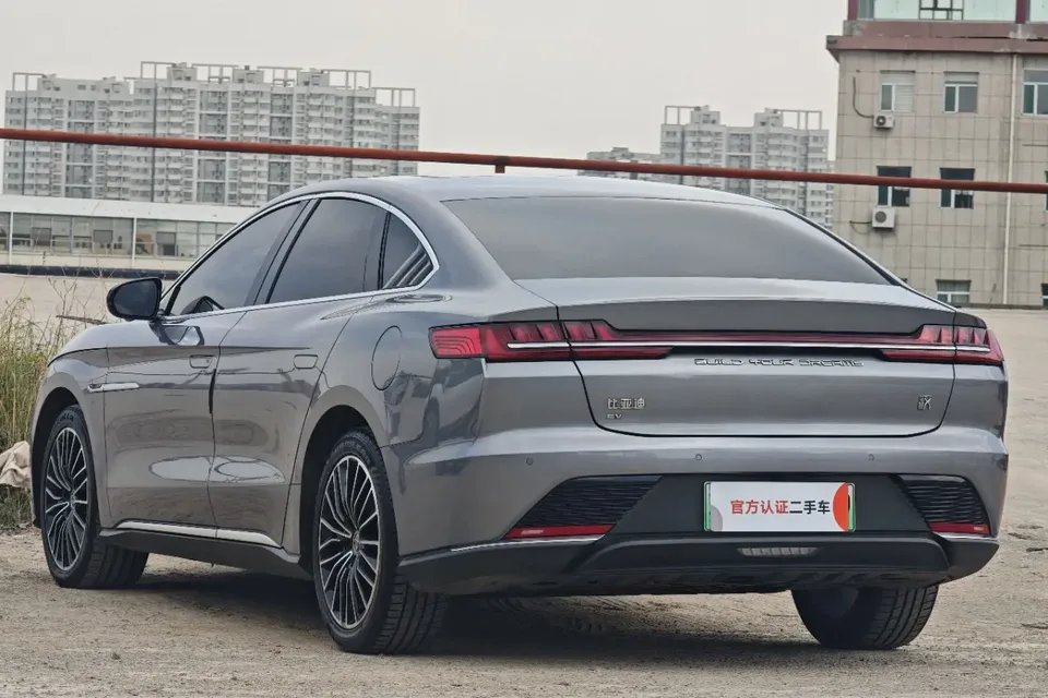 BYD Han EV standard range version luxury model 2022 — миниатюра 4