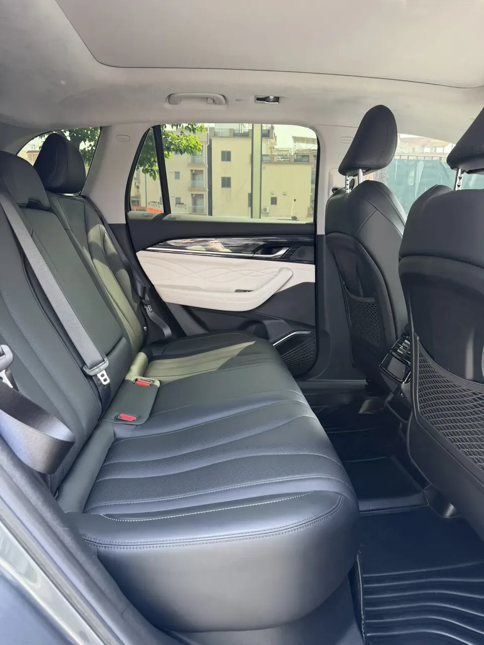 Geely Monjaro 2.0TD High Power Automatic 2WD Flagship Model 2023 — миниатюра 3