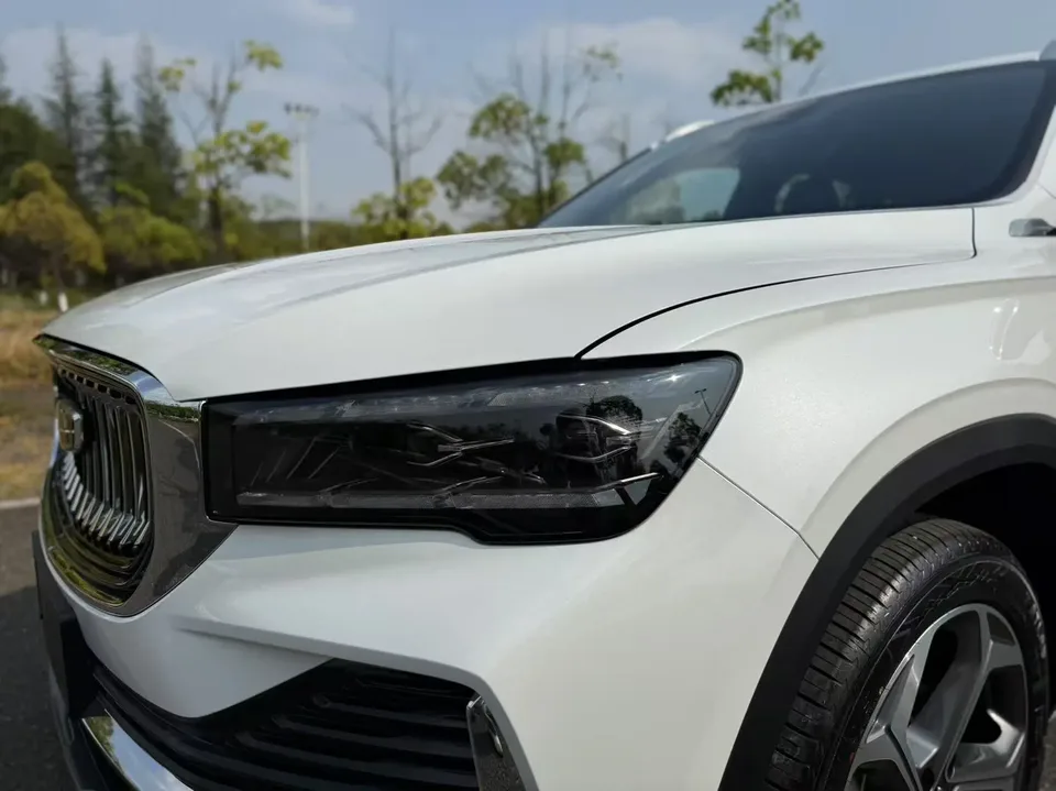 Geely Monjaro 2.0TD DCT EVO 2WD Changfeng Edition 2026 — миниатюра 3