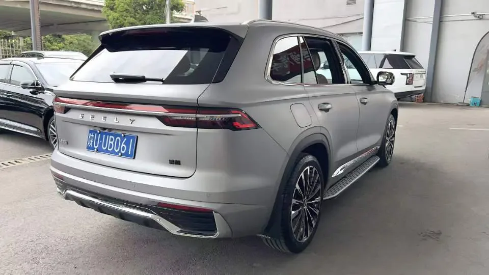Geely Monjaro Xingyue L 2025 2.0TD High Power Automatic 2WD Dongfang Yao Lanxing Edition 2025 — миниатюра 2