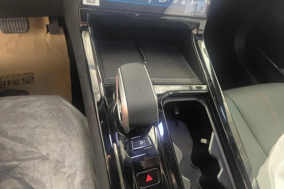 Geely Atlas 1.5TD Smart Link + 2026 — миниатюра 4