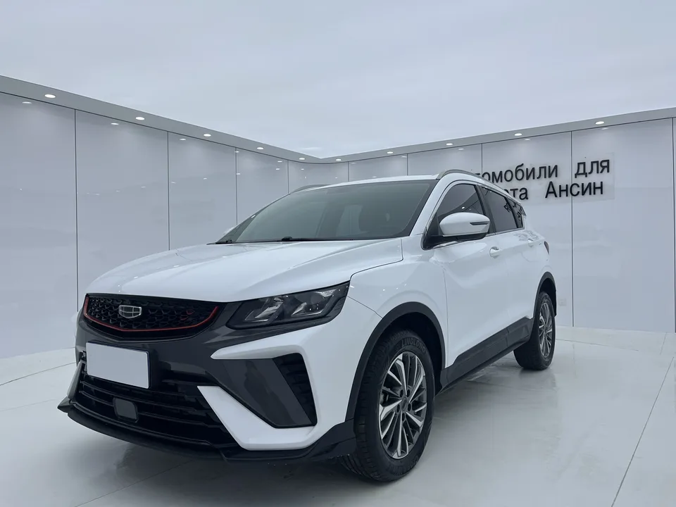 Geely Coolray SX11 Binyue 2021 240T DCT Platinum Edition 2022 — photo 1, buy with delivery to Moscow