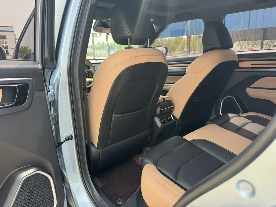 Geely ICON Geely ICON 2022 1.5TD Qingyuan Limited Edition 2023 — миниатюра 3